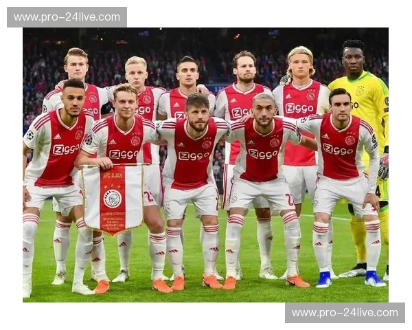 豪门底蕴与红魔雄心：当阿贾克斯遇见曼联，谁才是足球灵魂的守护者？